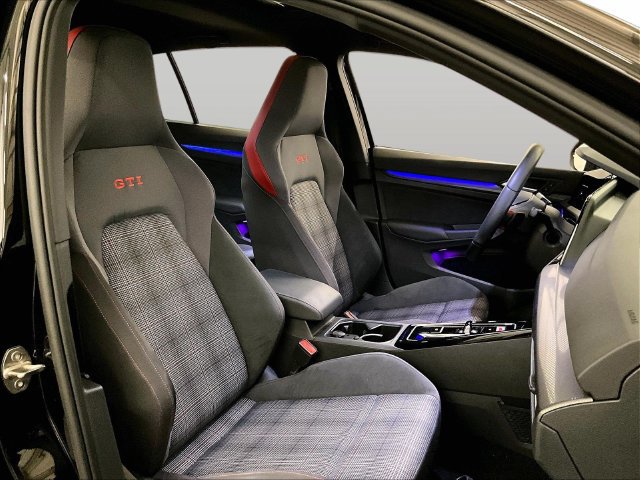 Used 2024 Volkswagen GTI SE FWD image 7