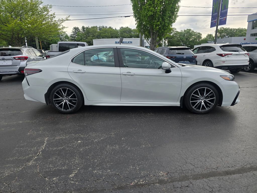 Used 2023 Toyota Camry SE w/ Cold Weather Package AWD/4WD image 8