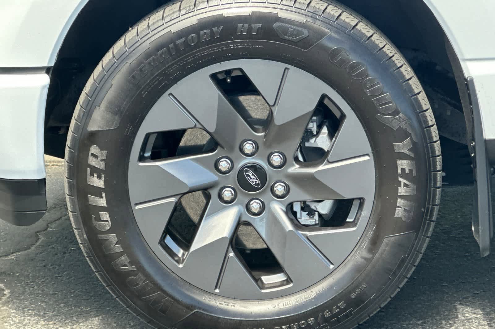 Certified 2024 Ford F150 Lightning Flash AWD/4WD image 25