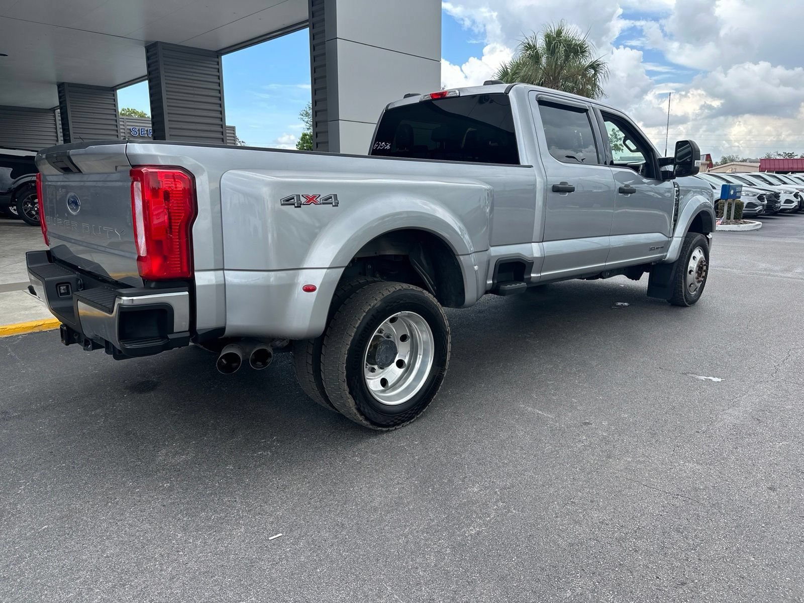Used 2024 Ford F450 XLT AWD/4WD image 4