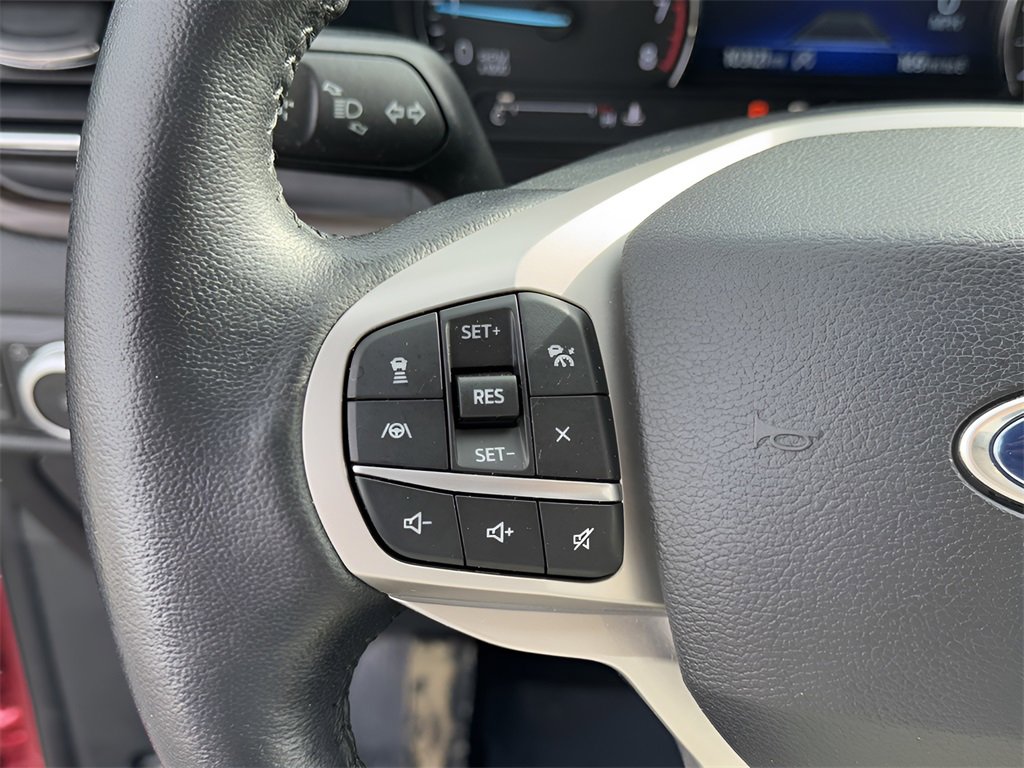 Used 2021 Ford Explorer Limited w/ Equipment Group 301A image 25