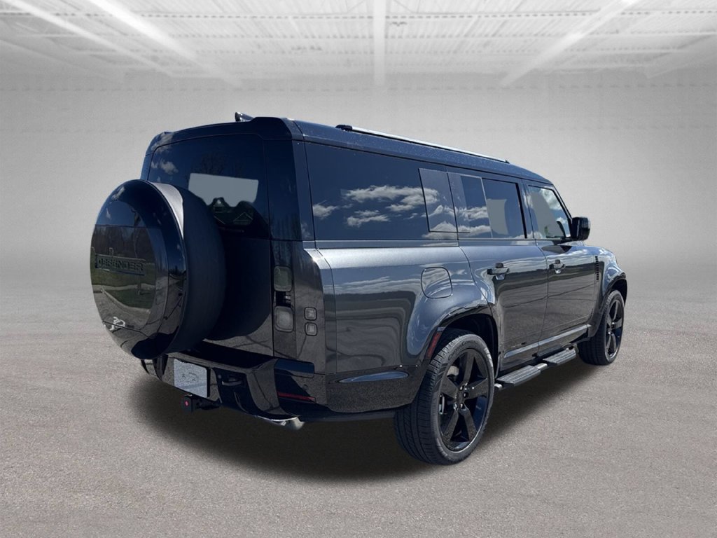 New 2026 Land Rover Defender 130 X-Dynamic SE AWD/4WD image 7