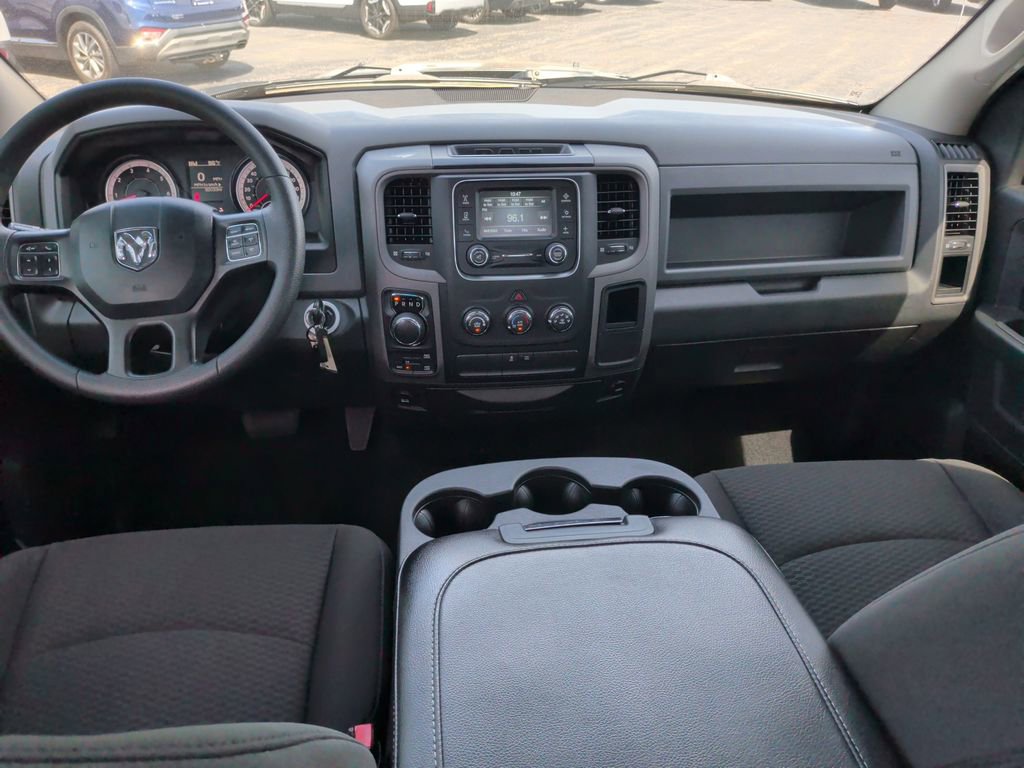 Used 2018 RAM 1500 Express w/ Express Value Package AWD/4WD image 2