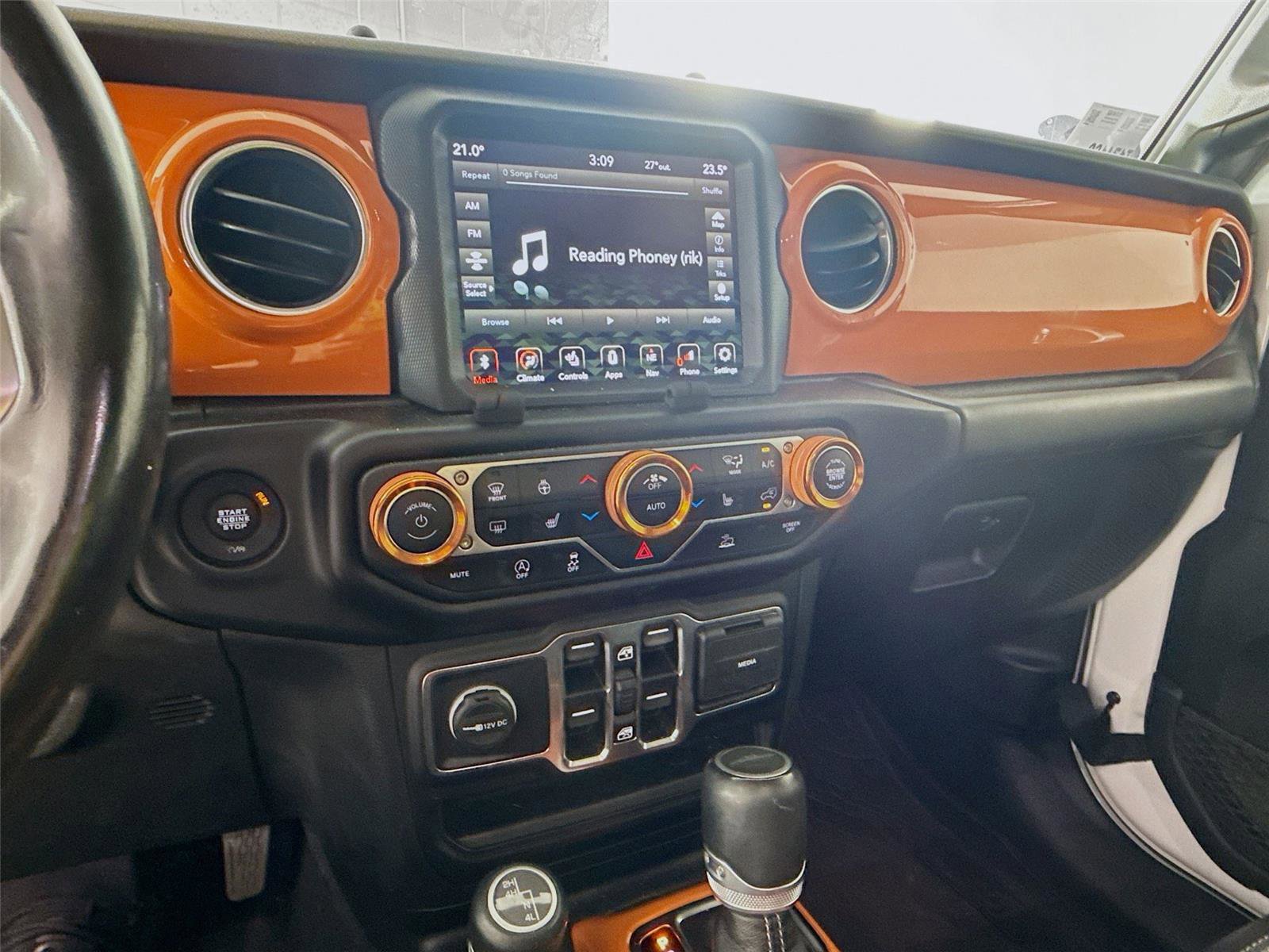 Used 2020 Jeep Gladiator Overland AWD/4WD image 5