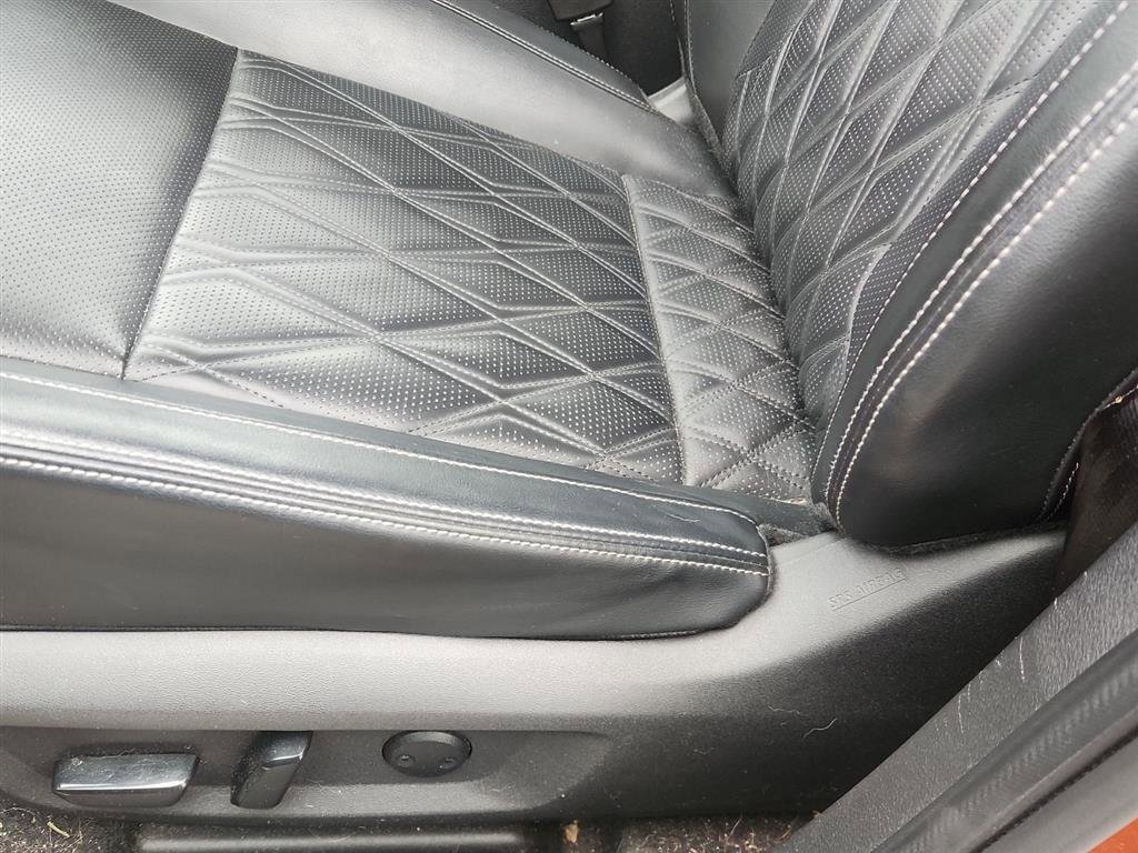 Used 2021 Nissan Rogue Platinum image 13