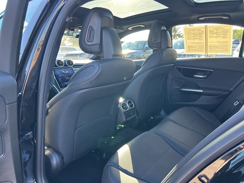 Used 2025 Mercedes-Benz C 300 Sedan image 32