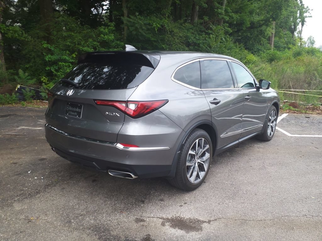 Used 2023 Acura MDX w/ Technology Package FWD image 7