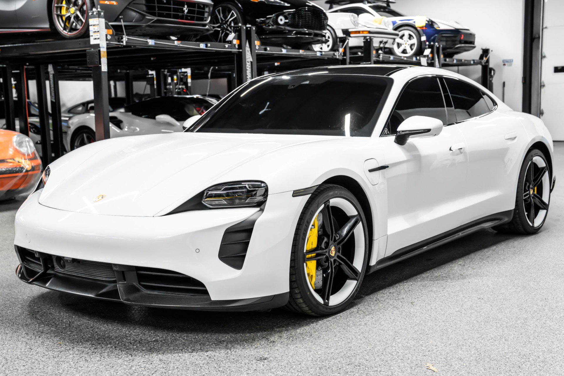 Used 2022 Porsche Taycan Turbo S image 5