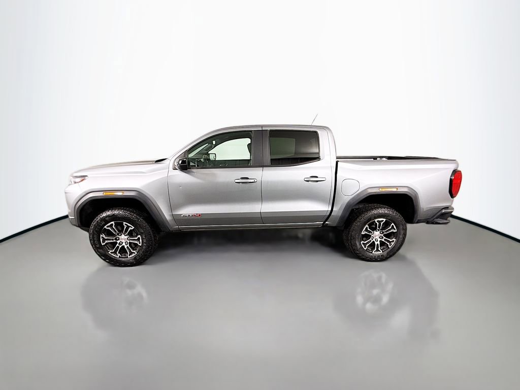 Used 2023 GMC Canyon AT4 image 4