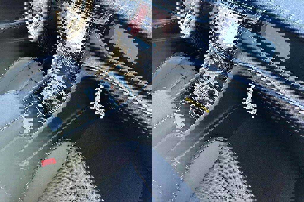 Used 2023 Jeep Grand Cherokee 4WD 4xe w/ Luxury Tech Group II image 13