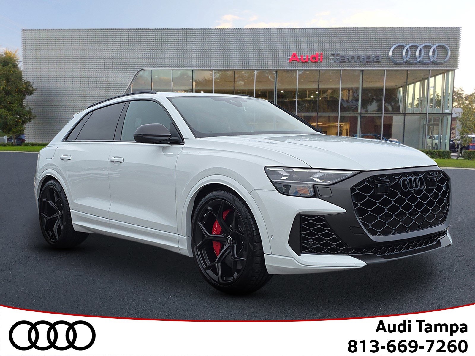 New 2025 Audi RS Q8 performance