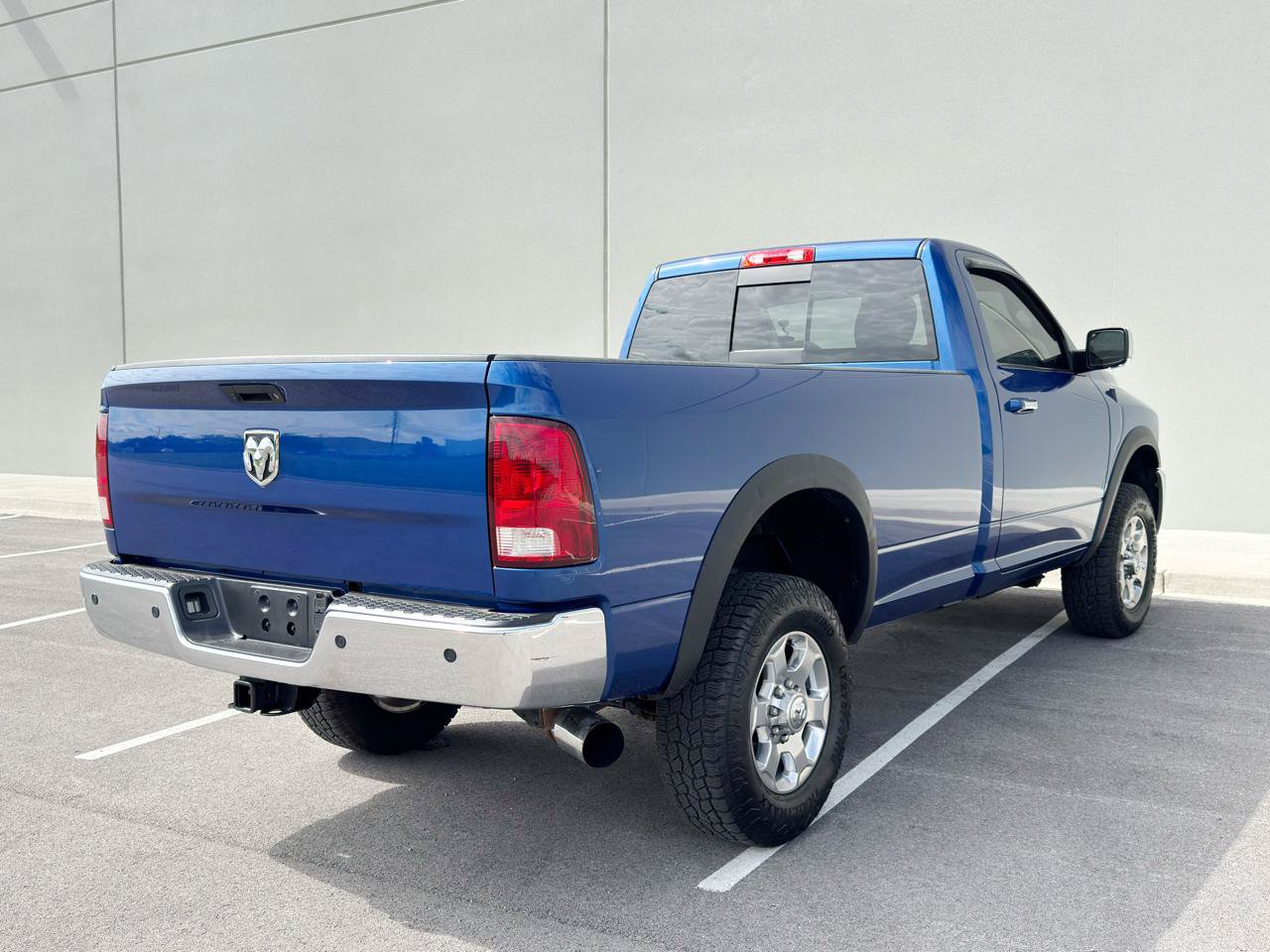 Used 2017 RAM 2500 SLT w/ Popular Equipment Group AWD/4WD image 6