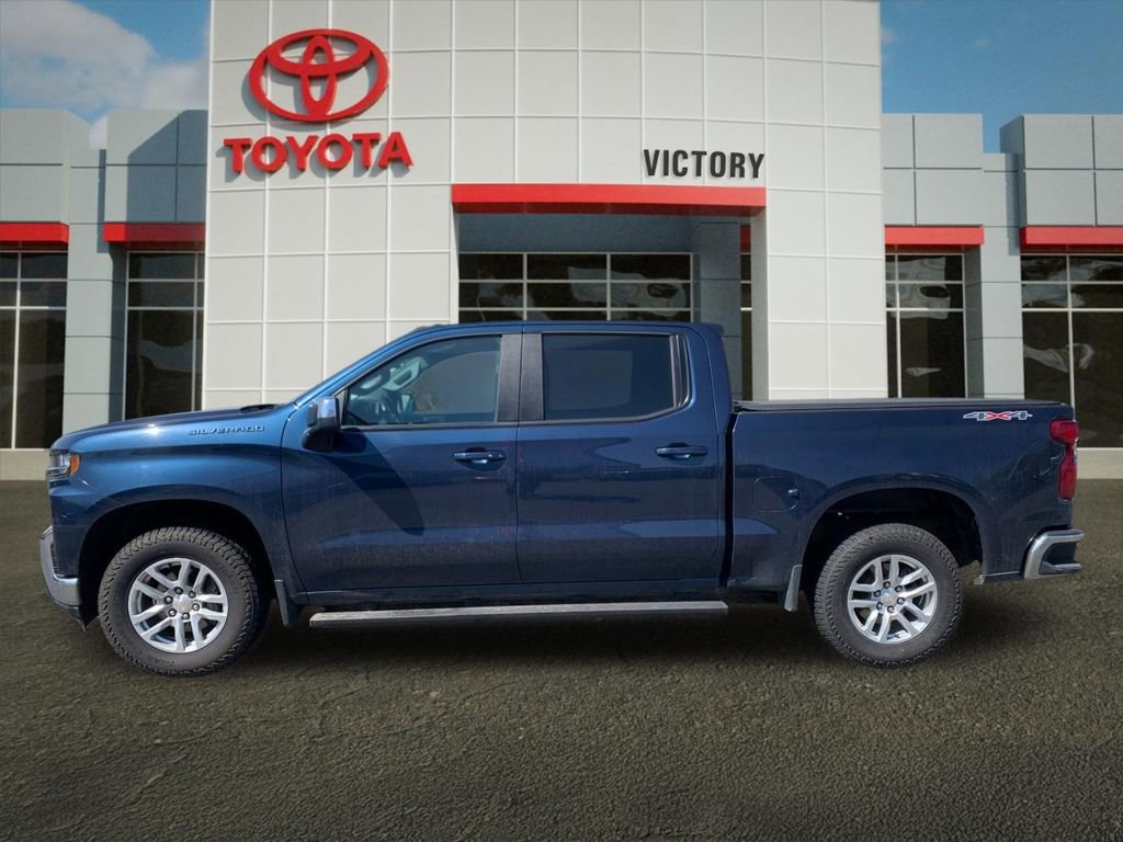 Used 2022 Chevrolet Silverado 1500 LT AWD/4WD image 5