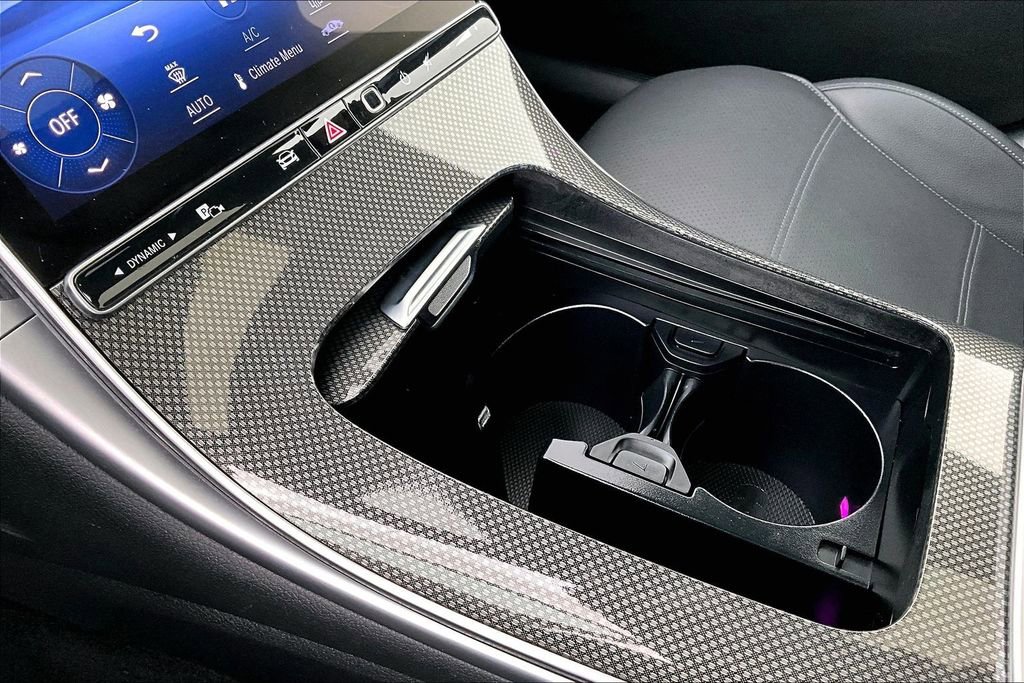 Used 2024 Mercedes-Benz C 300 Sedan image 18