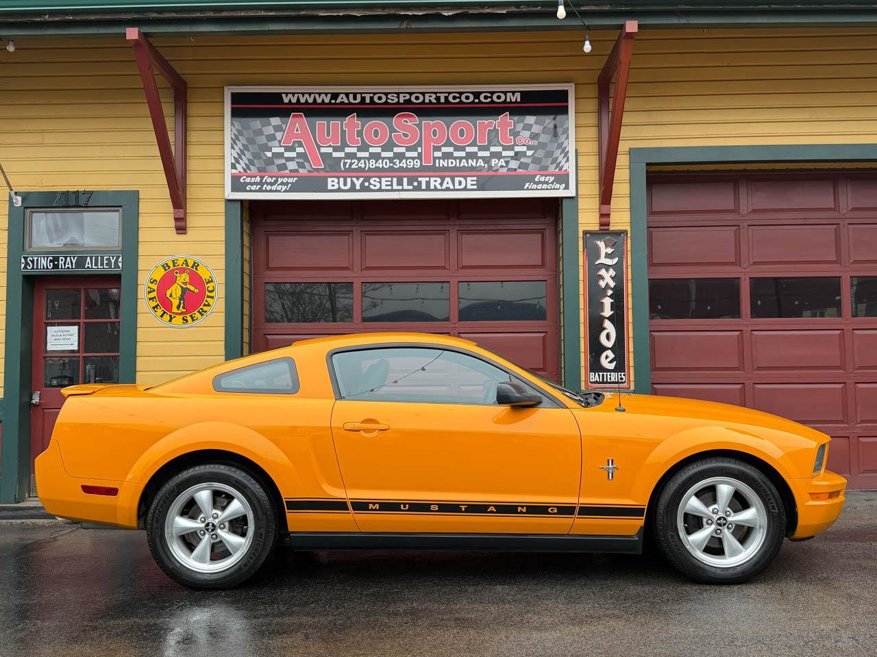 Used 2007 Ford Mustang Premium RWD image 4