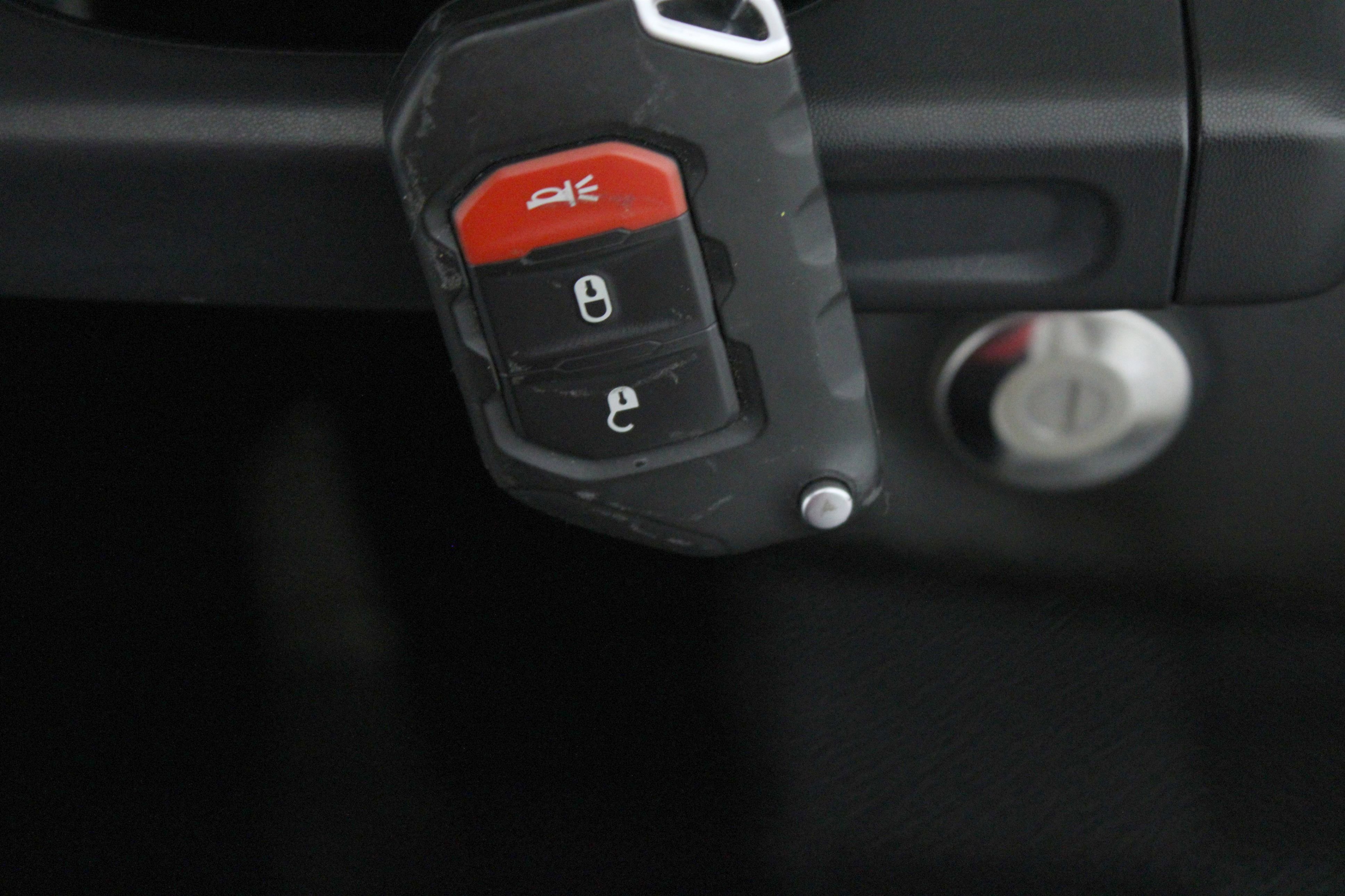 Used 2024 Jeep Wrangler Unlimited image 20