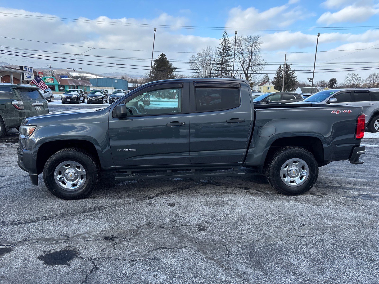 Used 2017 Chevrolet Colorado W/T image 4