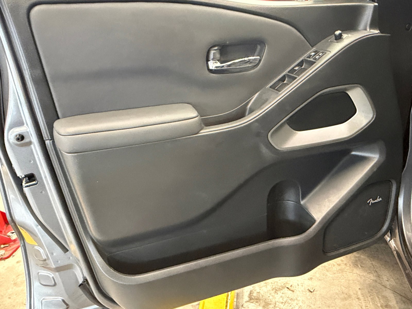 Used 2024 Nissan Frontier SL w/ Technology Package image 29