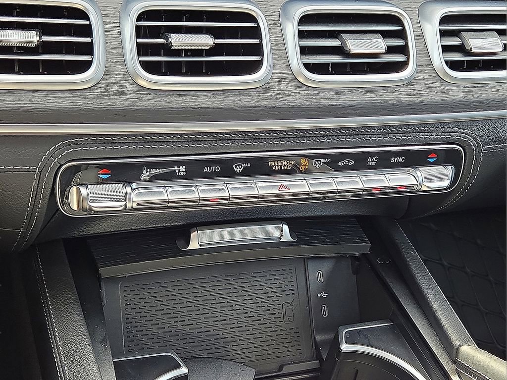 Used 2026 Mercedes-Benz GLE 53 AMG 4MATIC Coupe image 32