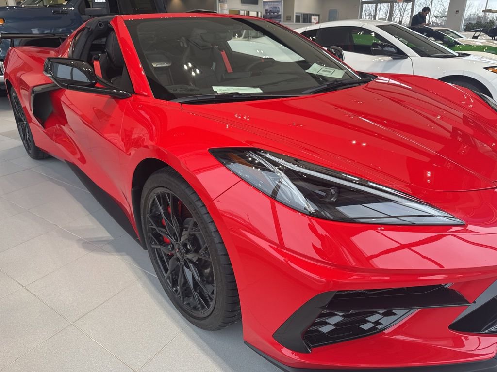 Used 2023 Chevrolet Corvette Stingray Premium Cpe w/ Z51 Performance Package image 3