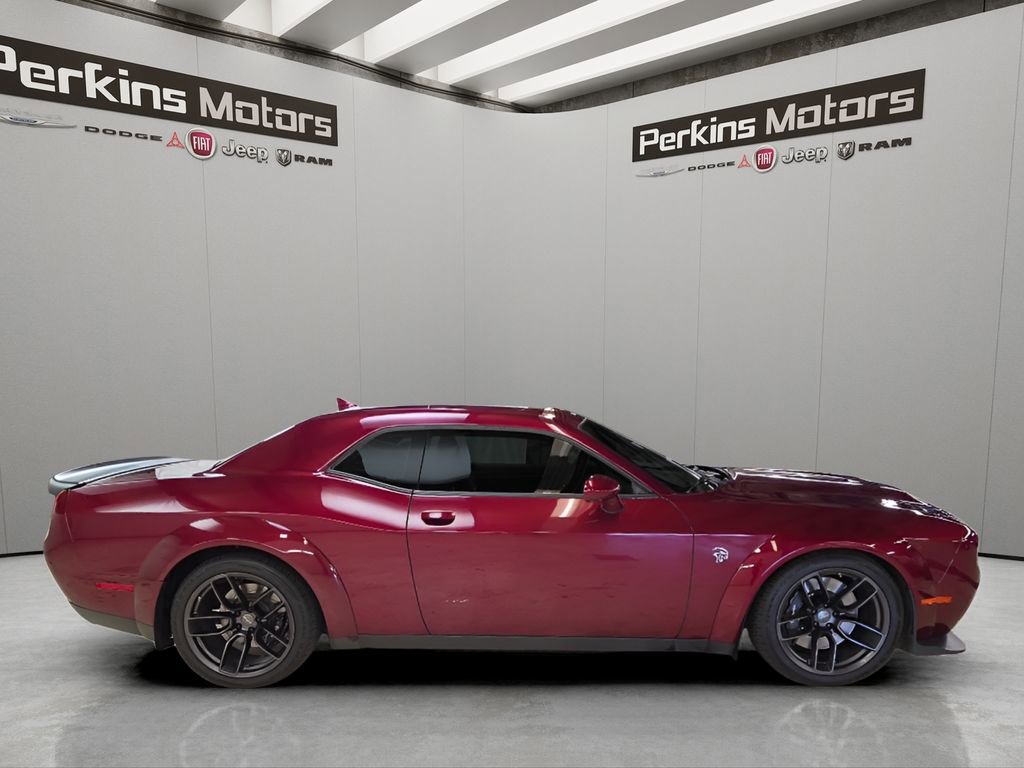Used 2019 Dodge Challenger SRT Hellcat image 6