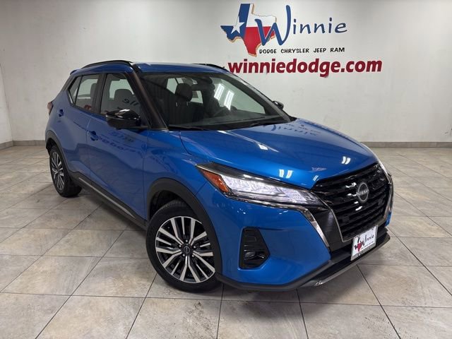 Used 2024 Nissan Kicks SR