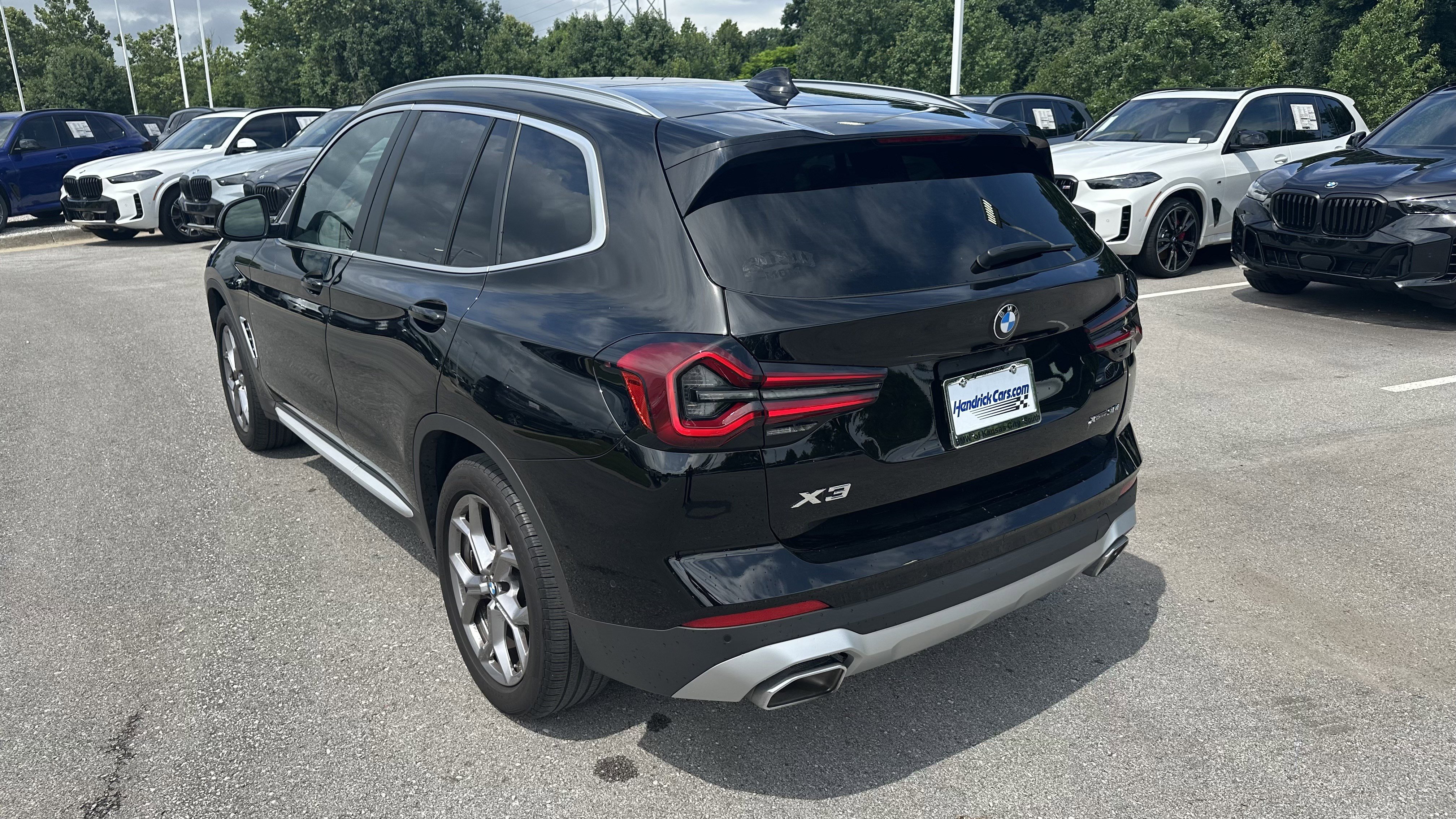 Used 2023 BMW X3 xDrive30i w/ Convenience Package AWD/4WD image 8