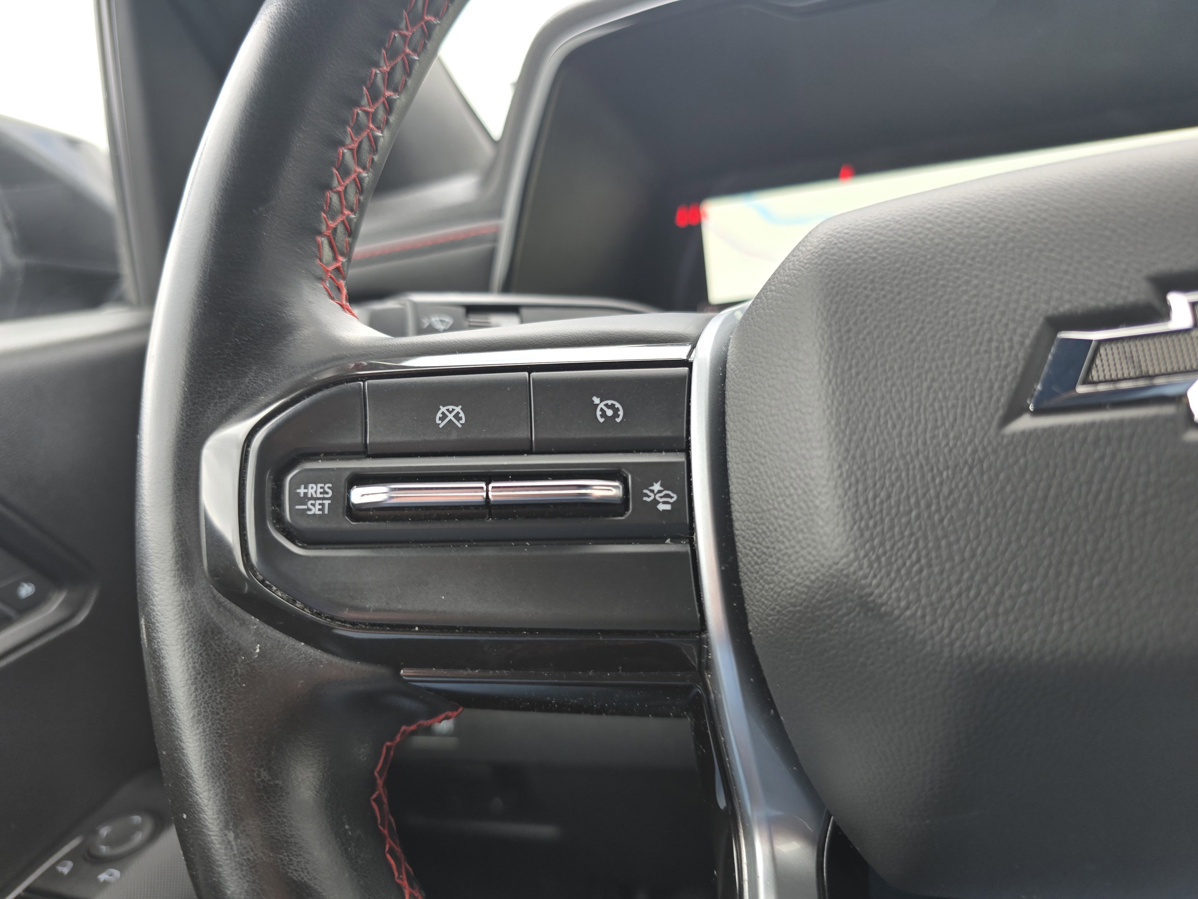 Used 2024 Chevrolet Colorado Z71 w/ Z71 Convenience Package 2 AWD/4WD image 20