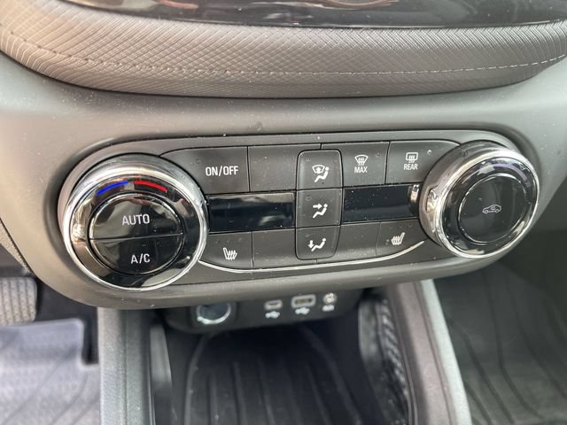 Used 2023 Chevrolet TrailBlazer LT w/ Convenience Package FWD image 18