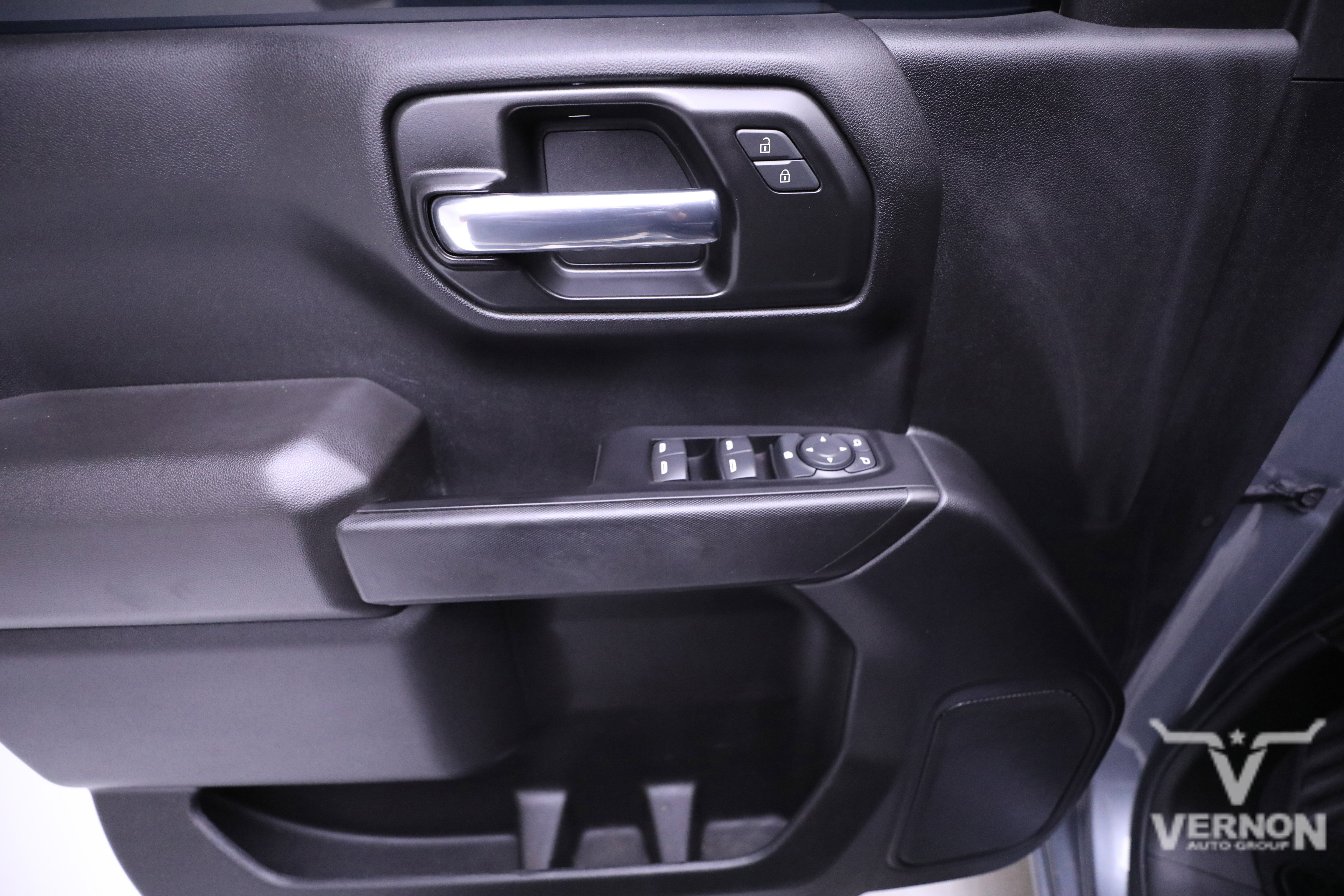 Used 2022 Chevrolet Silverado 1500 Custom Trail Boss w/ LPO, Dark Essentials Package image 18