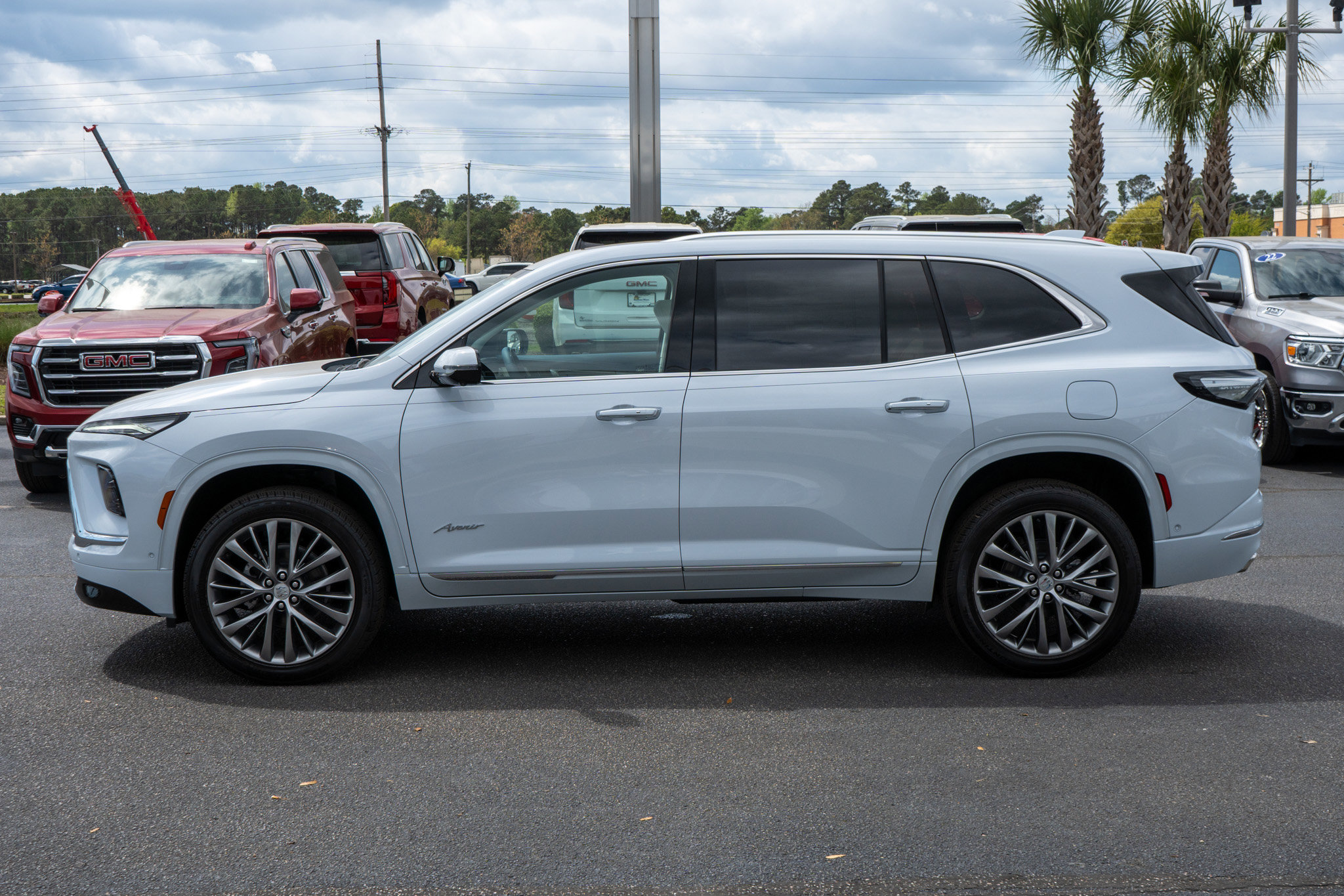 New 2026 Buick Enclave Avenir w/ Super Cruise Package image 6