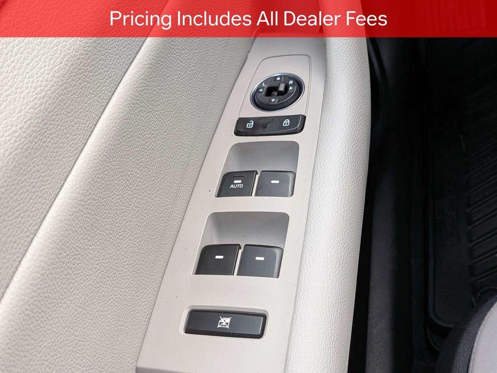 Used 2015 Hyundai Sonata SE w/ Option Group 02 FWD image 23