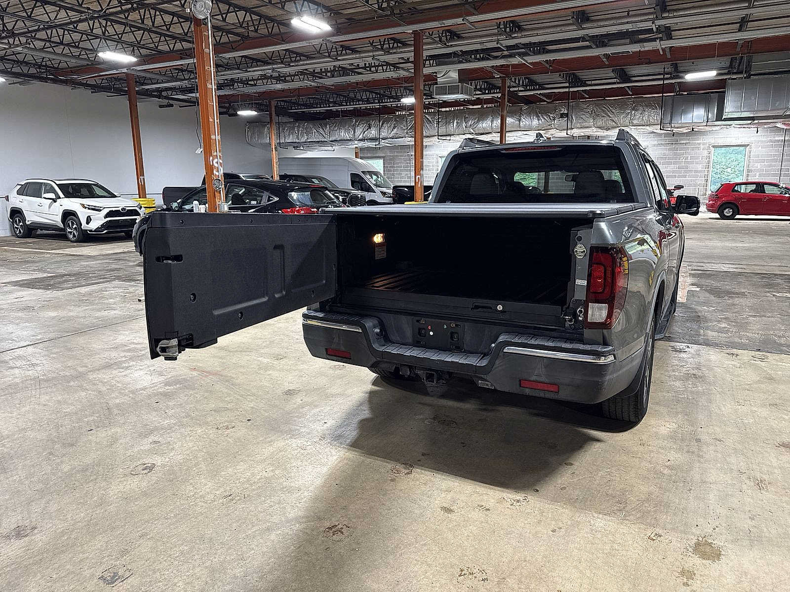 Used 2017 Honda Ridgeline RTL-T image 26