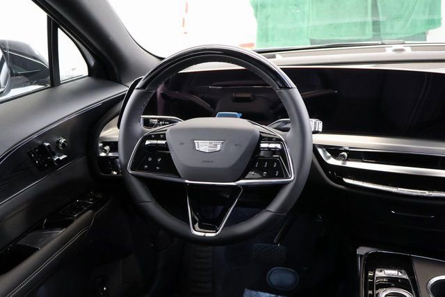 New 2026 Cadillac Lyriq Luxury image 14