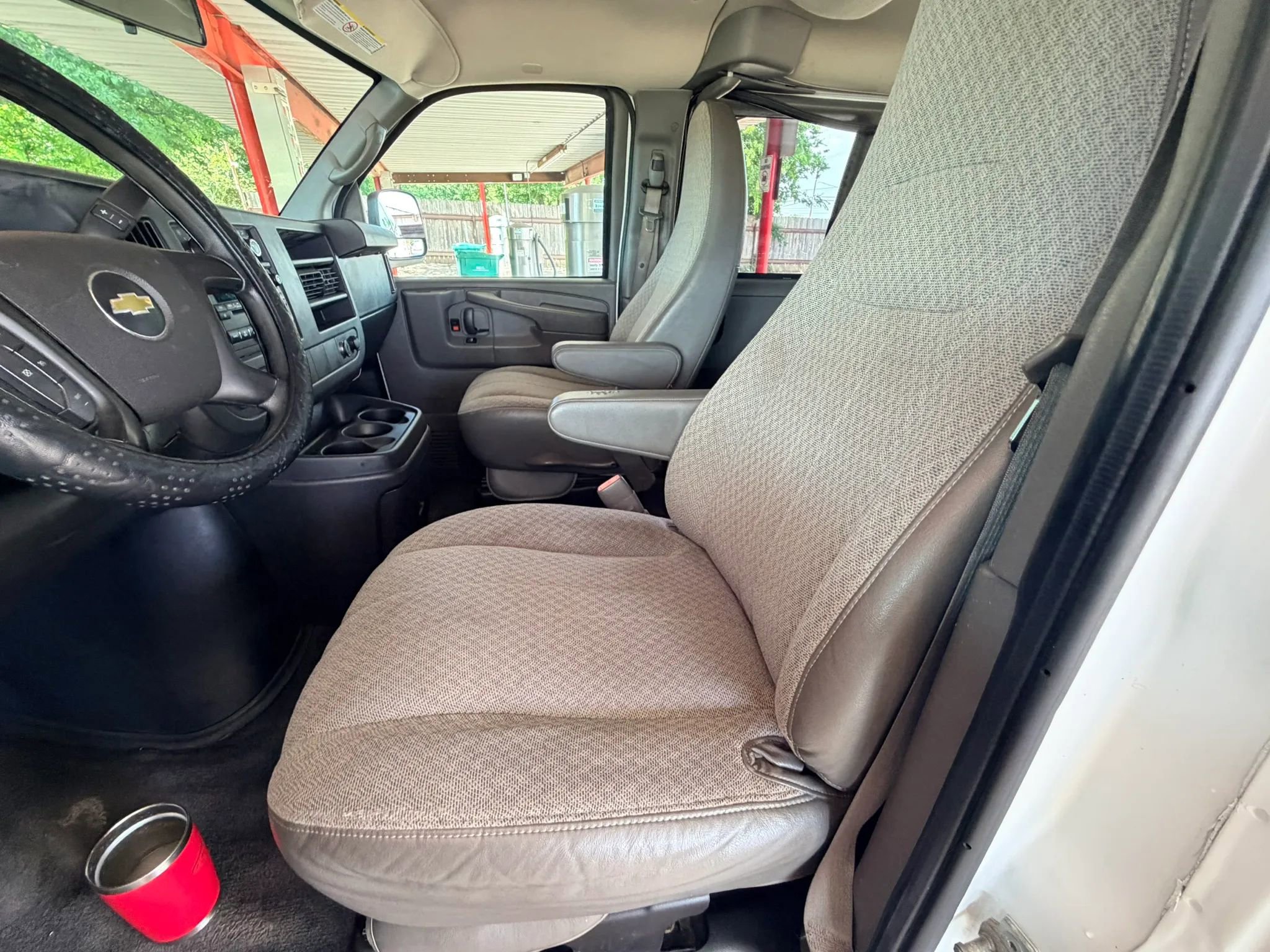 Used 2014 Chevrolet Express 3500 LT w/ LT Preferred Equipment Group RWD image 17