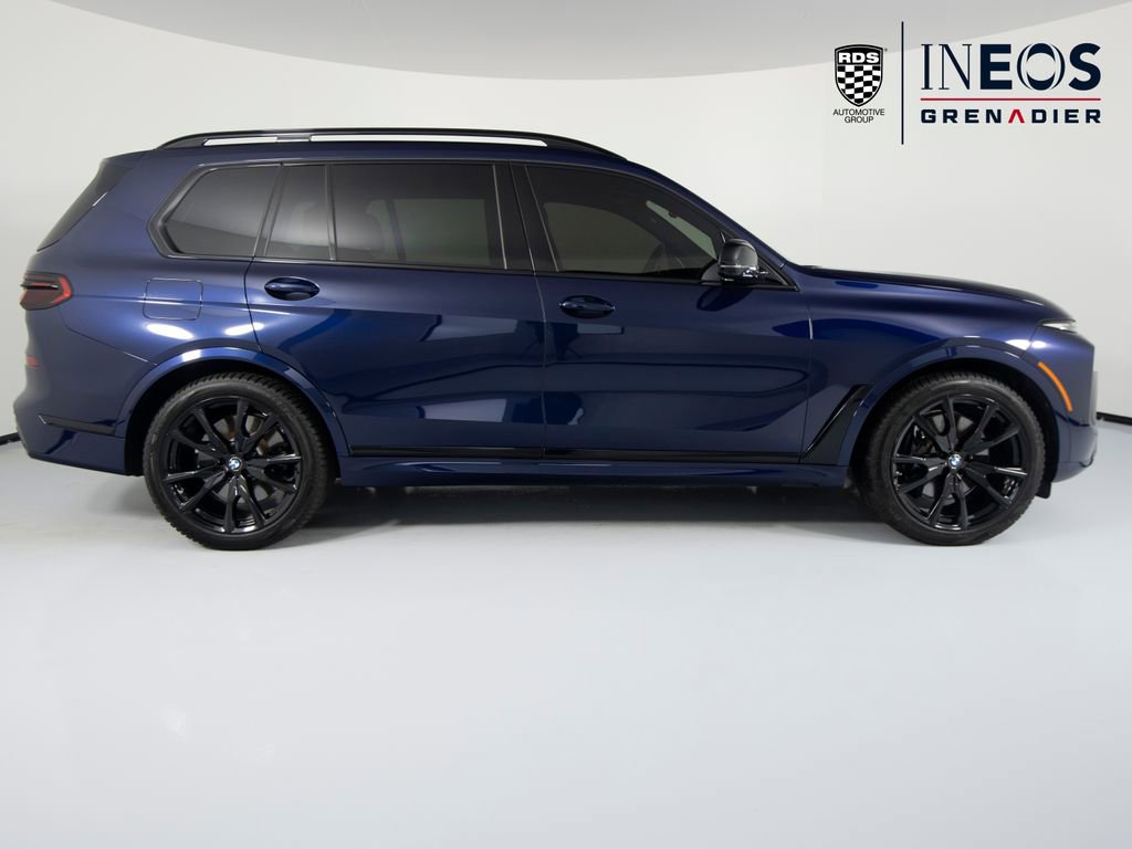 Used 2025 BMW X7 M60i AWD/4WD image 4