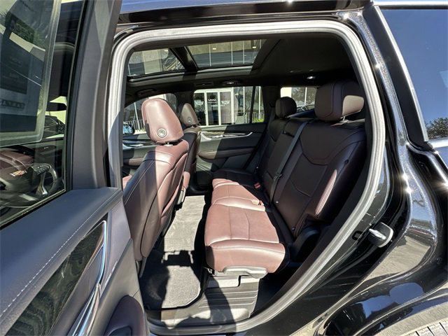 Certified 2023 Cadillac XT6 Premium Luxury image 31