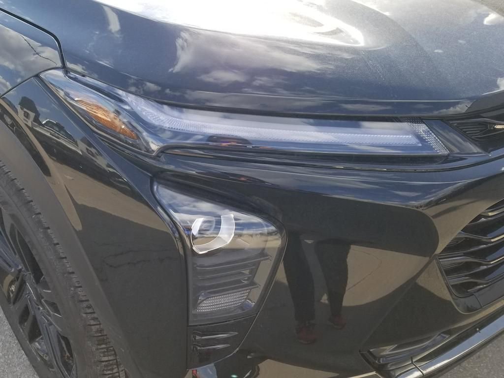 New 2026 Chevrolet Trax ACTIV w/ Driver Confidence Package FWD image 12