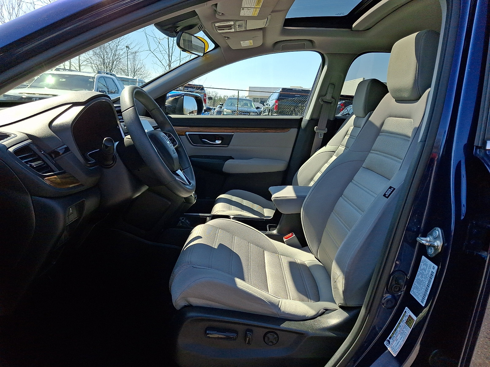 Used 2017 Honda CR-V EX image 13