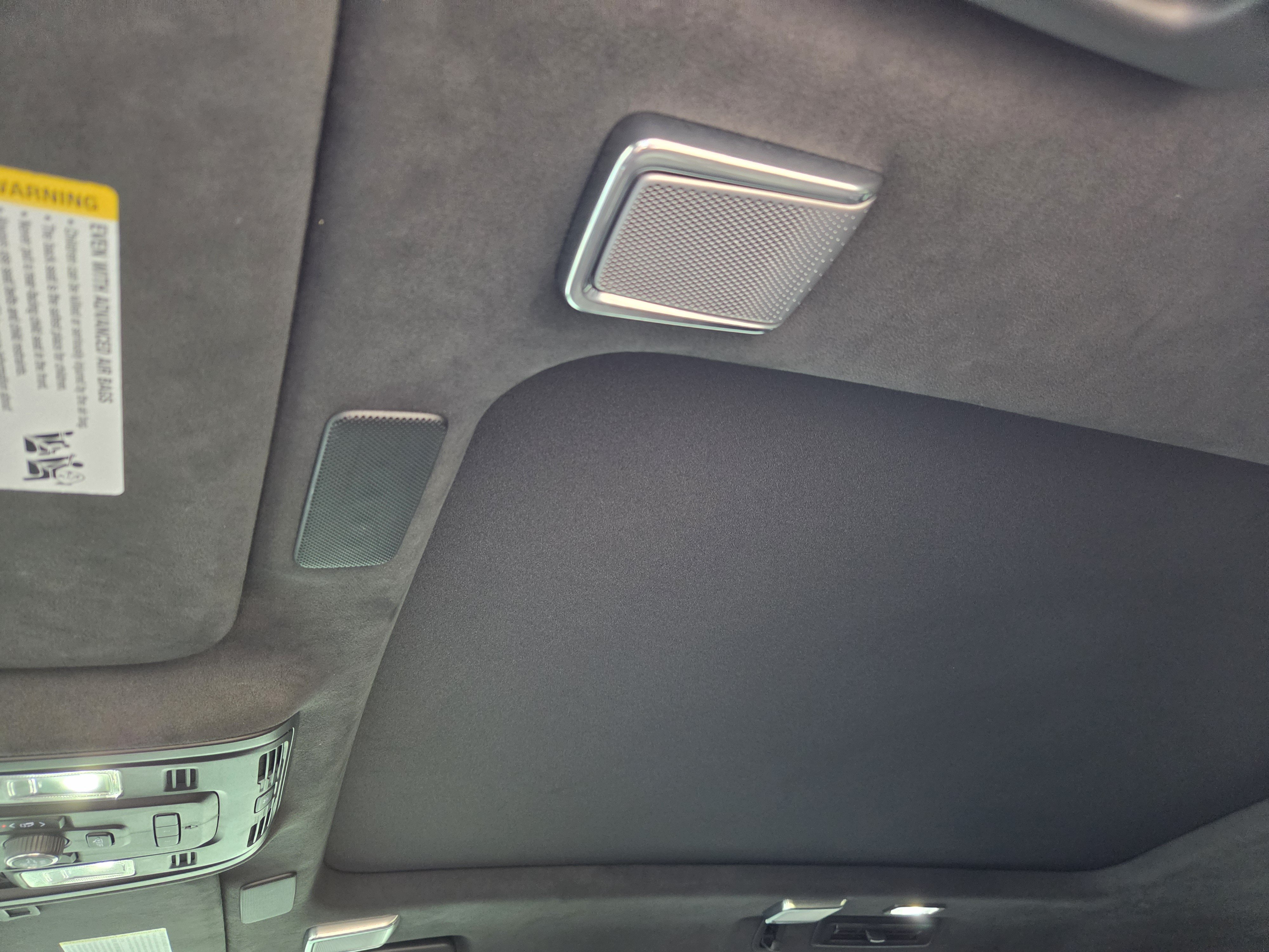 Used 2021 Cadillac Escalade Premium Luxury Platinum AWD/4WD image 25