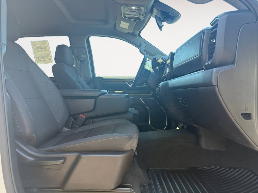 Used 2025 Chevrolet Silverado 2500 LT w/ Convenience Package AWD/4WD image 15