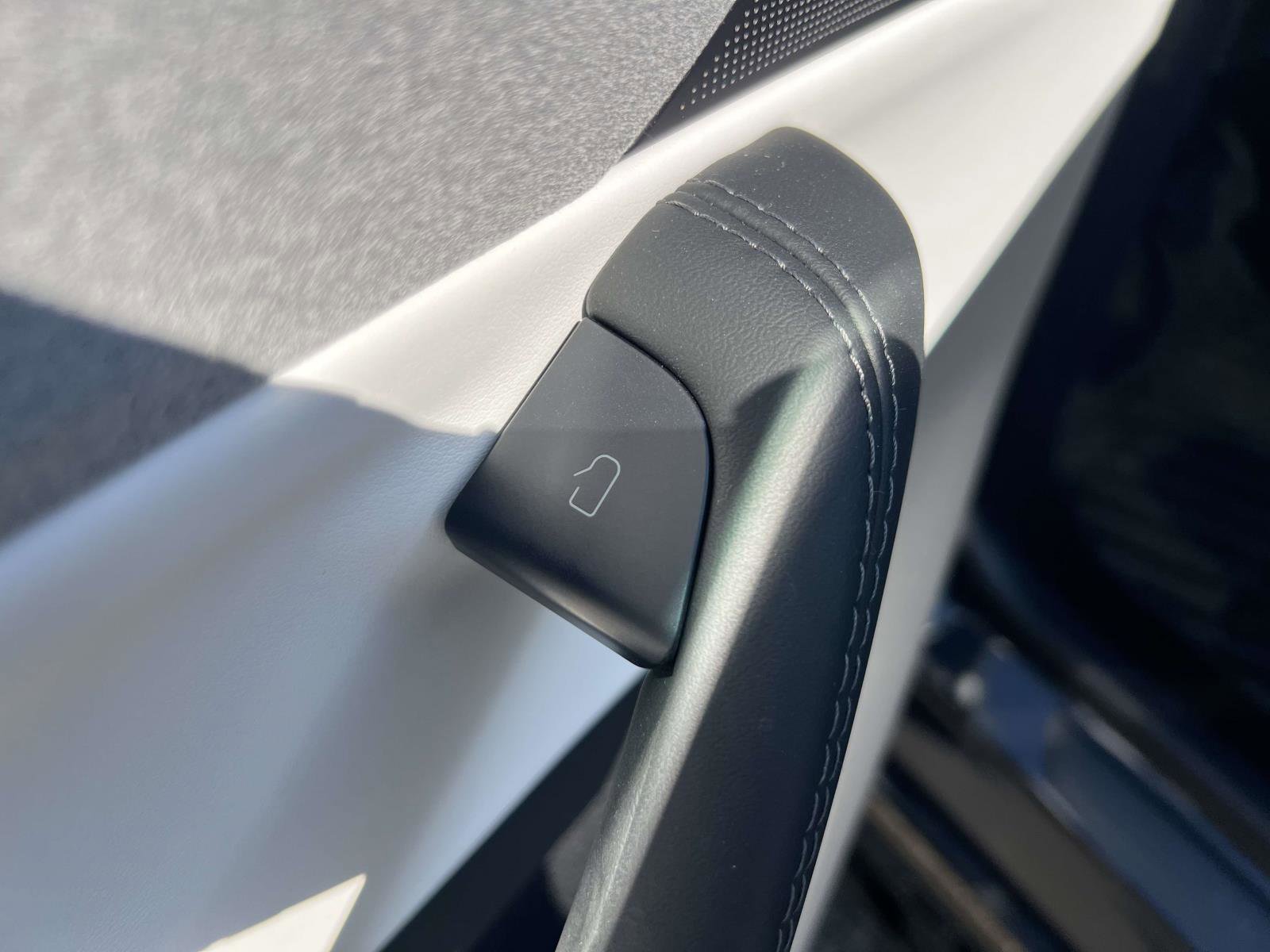 Used 2026 Tesla Model Y 2WD image 19