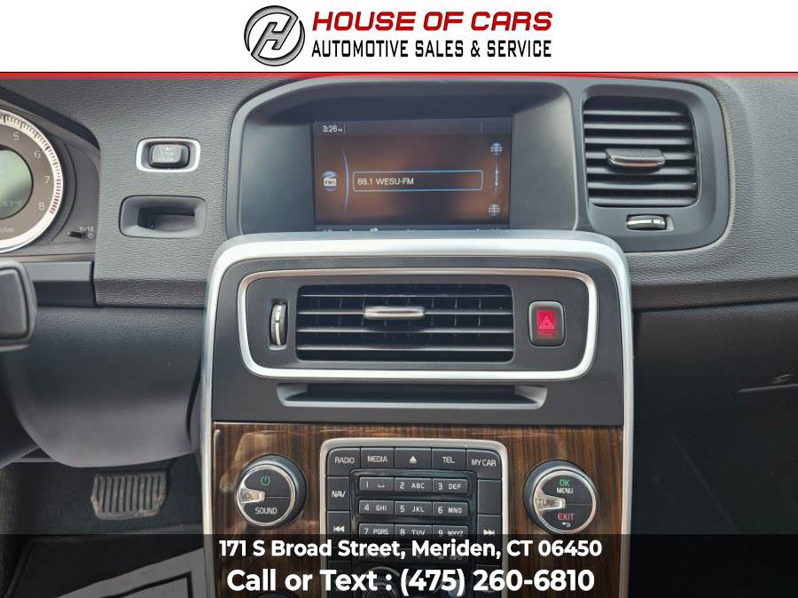 Used 2013 Volvo S60 T5 image 32