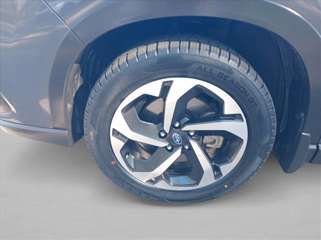 Used 2023 Subaru Forester Touring w/ Popular Package #3 image 10