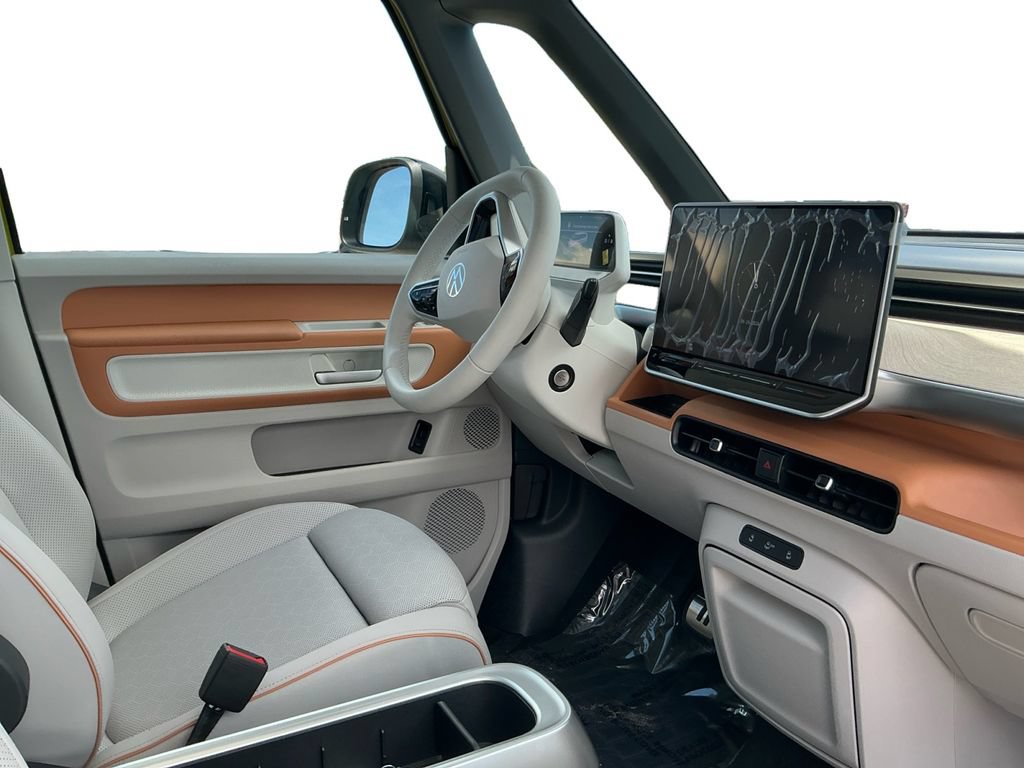 New 2025 Volkswagen ID. Buzz 1st Edition RWD image 17