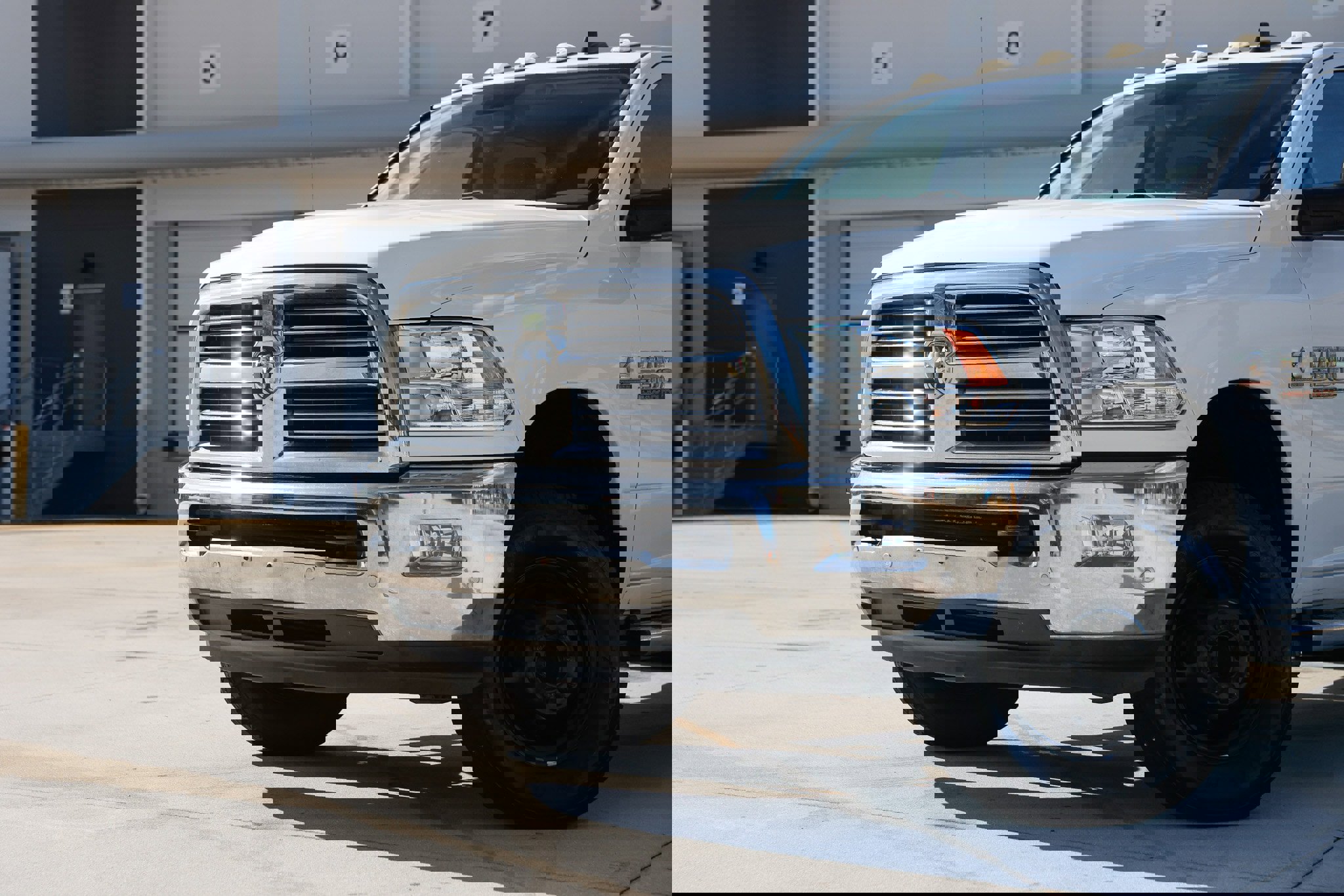 Used 2016 RAM 3500 Lone Star image 43