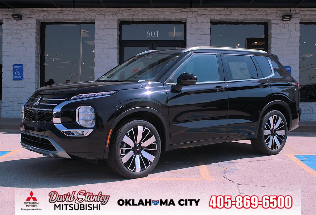 New 2025 Mitsubishi Outlander SEL