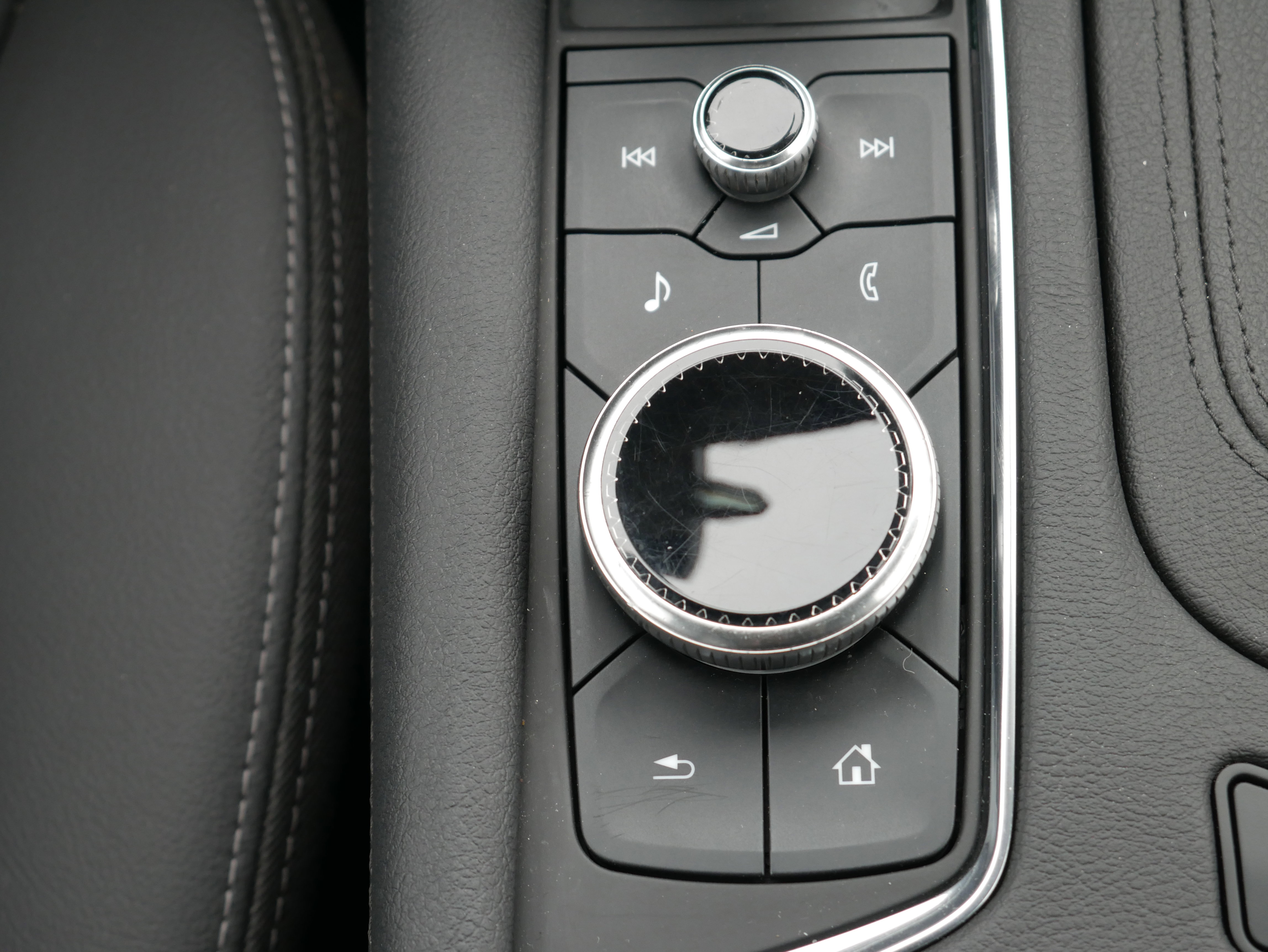 Used 2023 Cadillac XT5 Luxury image 20