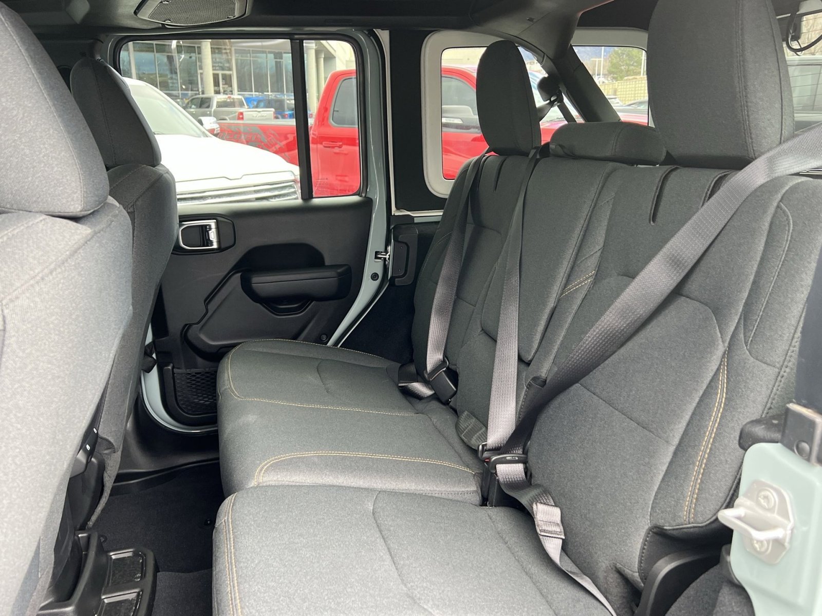 Used 2024 Jeep Wrangler Willys image 31