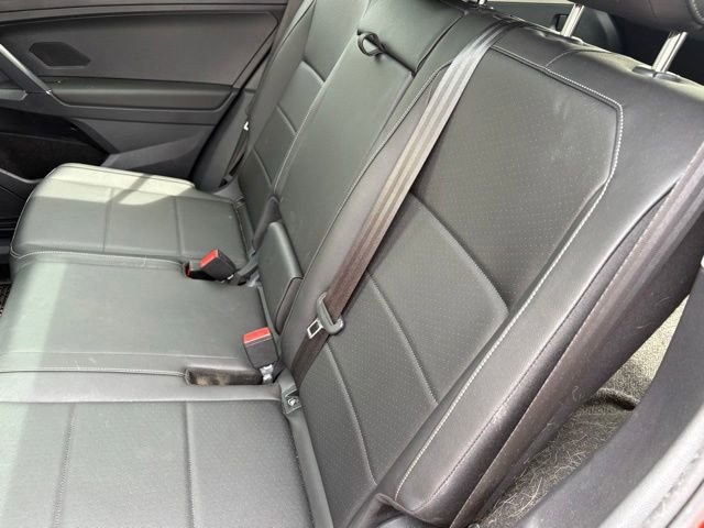 Used 2018 Volkswagen Tiguan SE AWD/4WD image 10